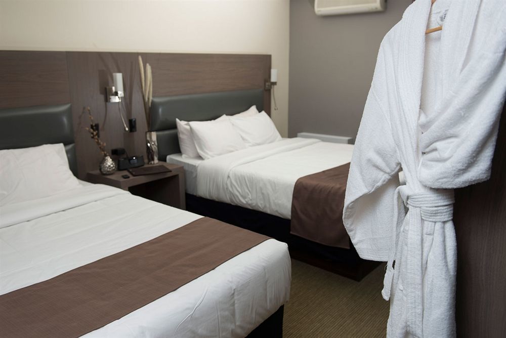 Hotel Rive Gauche Beloeil 외부 사진