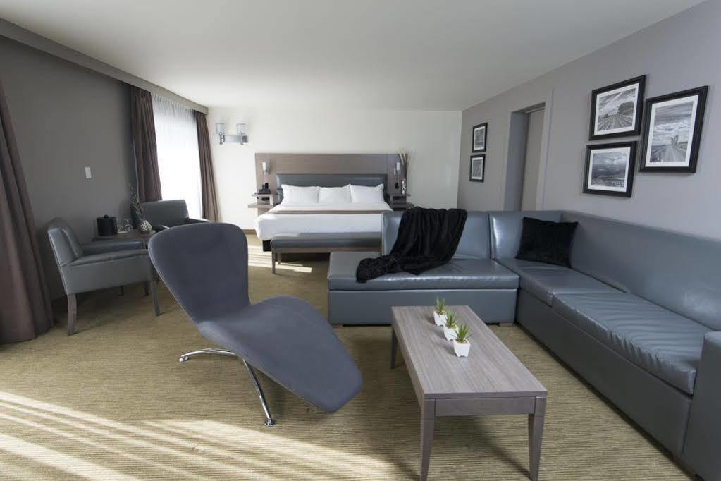 Hotel Rive Gauche Beloeil 외부 사진